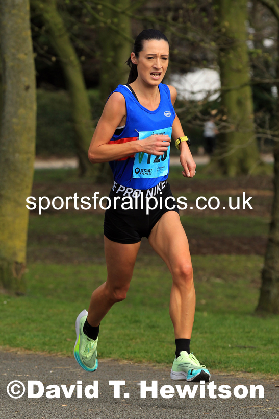 Senior Womens Northern 6 Stage Road Relay, 2022 Northern 12 and 6 Stage Road Relays,  Birkenhead Park, Birkenhead, Wirral.  Photo: David T. Hewitson/Sports for All Pics